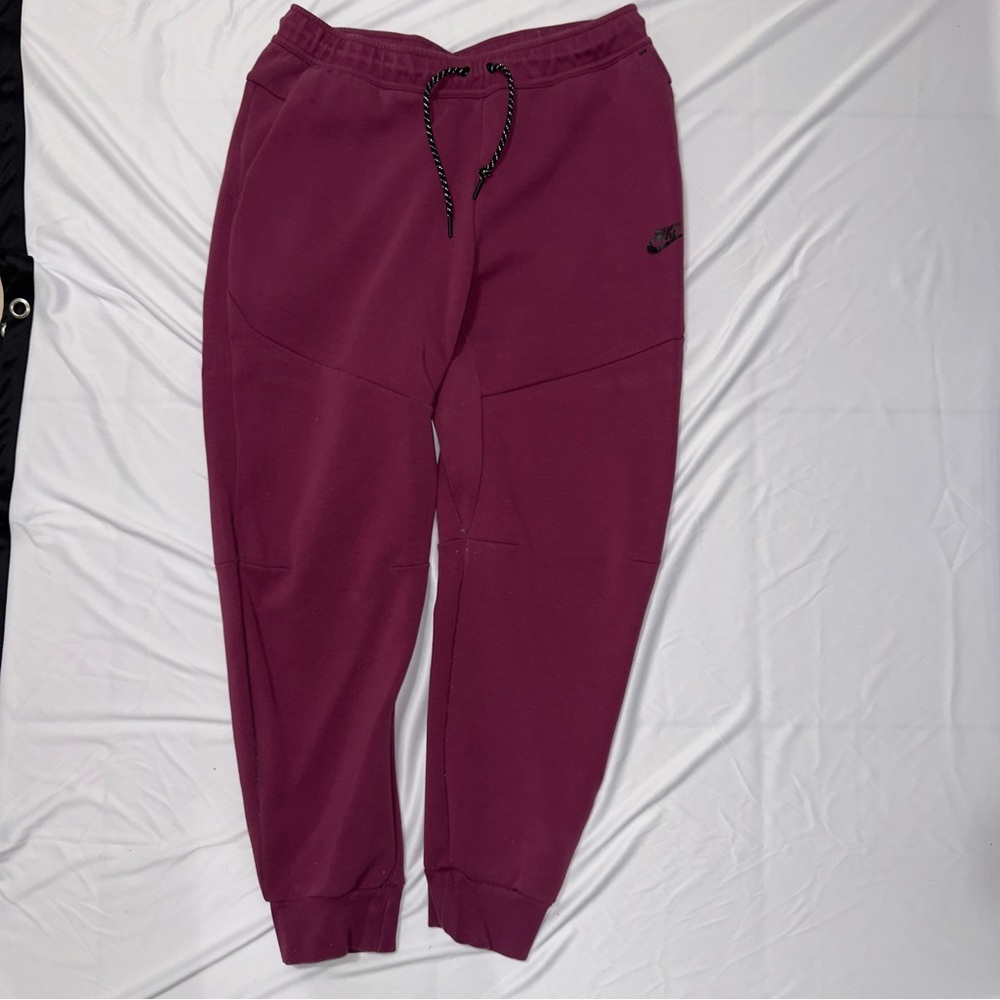 NIKE Tech Fleece Joggers Adult Large